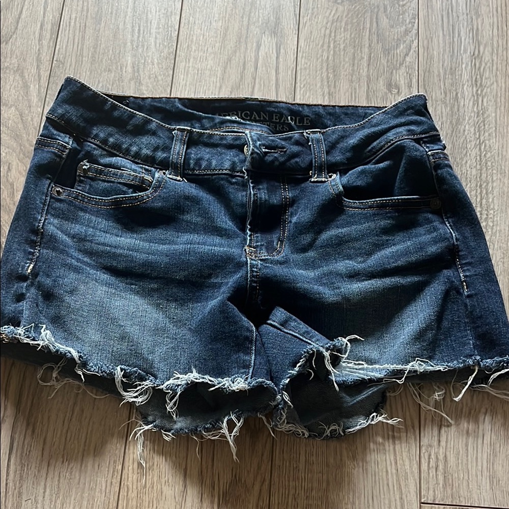 American Eagle Outfitters Blue Jean Shorts Distressed Cut-Off Hem